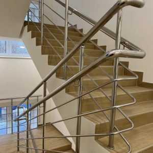 Ограждение из нержавеющей стали для ГБУЗ поликлиника